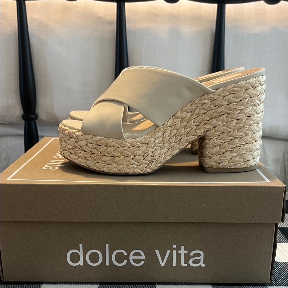 Dolce Vita Platforms